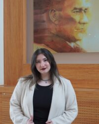 Ayşe Çakıroğlu